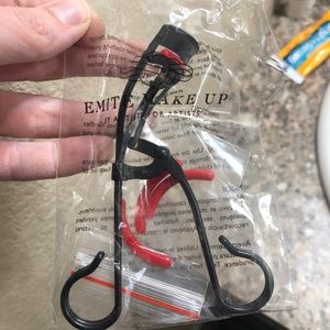 Emite Eyelash Curler Makeup Tool NEW